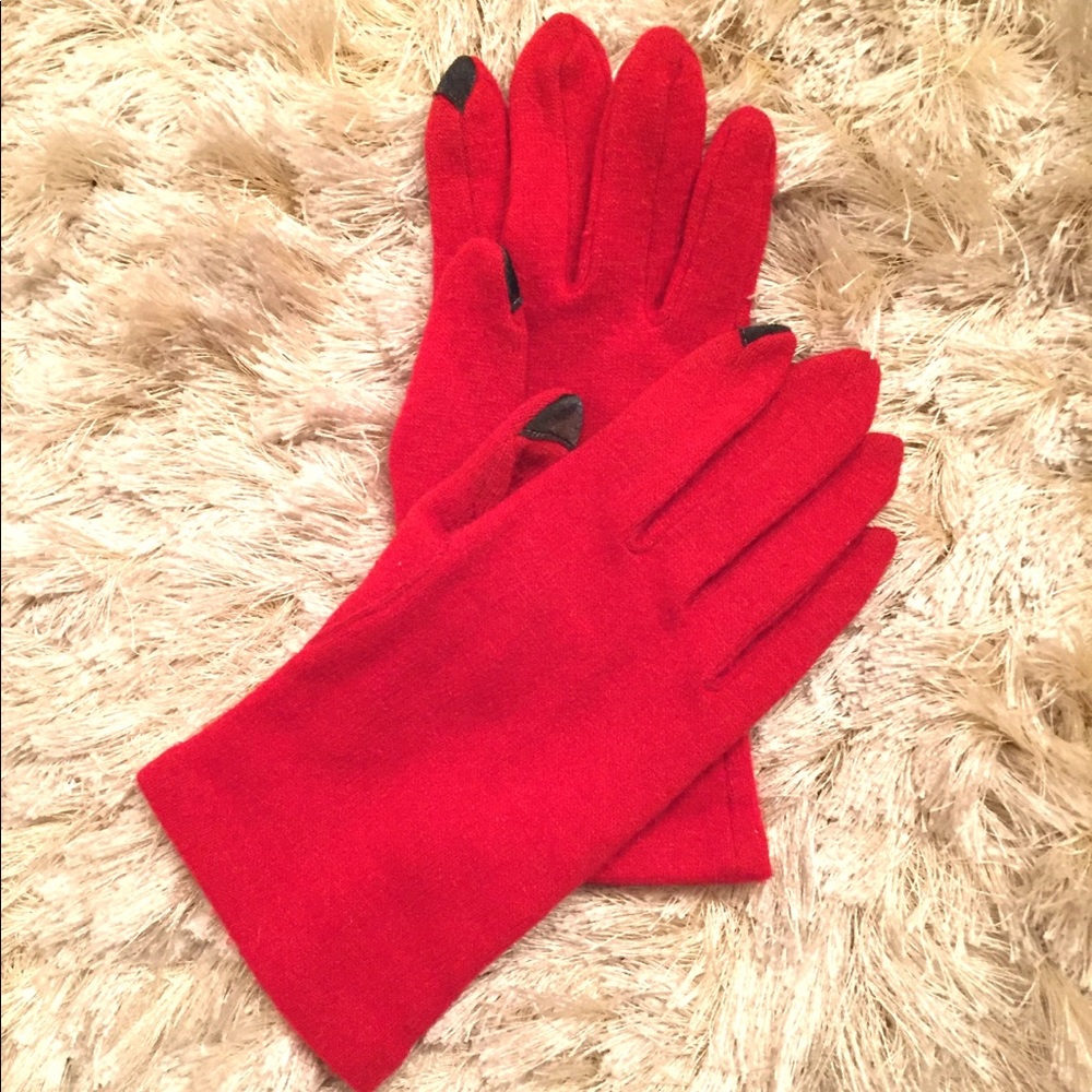 Echo Touch touchscreen red wool gloves—NWOT